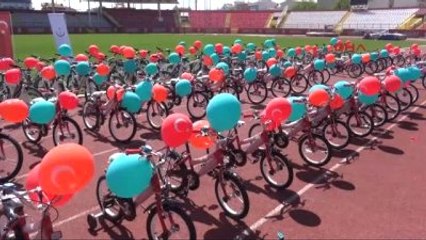 Çanakkale Vali Erkal Sağlıklı Yaşam İçin Pedal Çevirdi