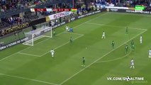 Lionel Messi Amazing Nutmeg vs. Bolivia Goalkeeper Carlos Lampe - Argentina - Bolivia 3-0