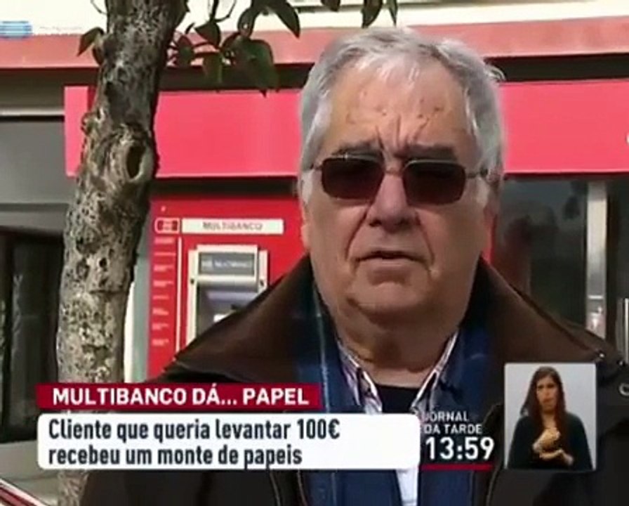 Idoso ia levantar 100€, mas o Multibanco deu-lhe outra coisa em vez de notas!