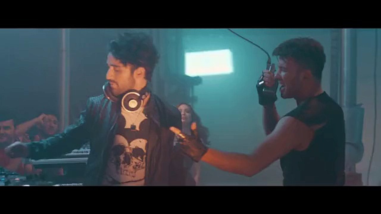 Berksan Ft. Turaç Berkay Özer - Arıza