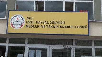 Bolu Öğrenciler Mavi Kapaklarla Öğretmene Tekerlekli Sandalye Aldı