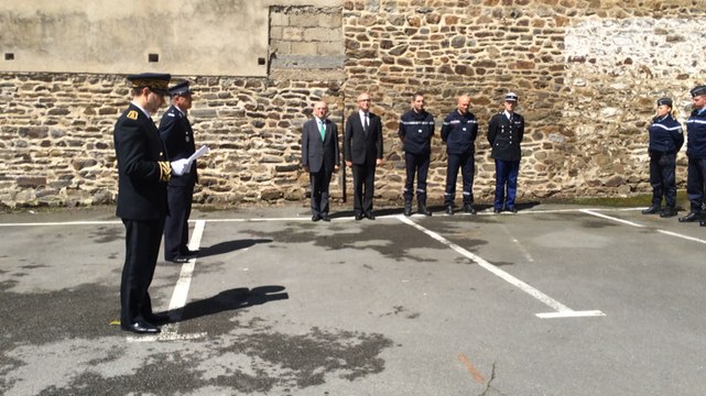 Hommage aux policiers de Magnanville