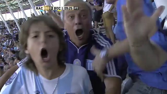 Le superbe but sur talonnade de Roger Martinez