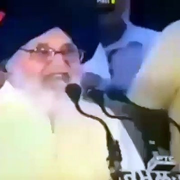 funny reaction of sukhbir badal during badal speech