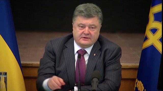 Гибридная агрессия требует от Украины гибридной обороны - Порошенко