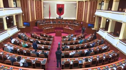 OPOZITA DEPOZITON NE KUVEND PROJEKTLIGJIN PER HETIM NDERKOMBETAR TE CEZ LAJM