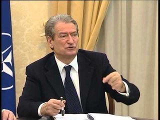 UJI DHE KANALIZIMET BERISHA,ZGJIDHJE PER GROPAT SEPTIKE DHE KANALIZIMET LAJM