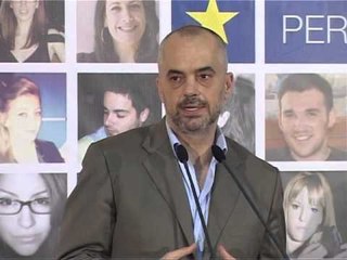 ASAMBLEA E FRESSH  LARGOHET SPIROPALI NGA MBLEDHJA,RAMA NUK E PERMEND LAJM