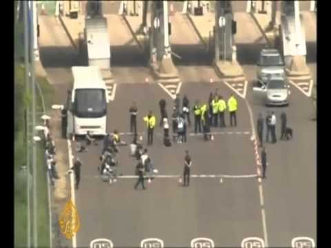 ARRESTIME NE LONDER POLICIA PRANGOS GJASHTE TE DYSHUAR PER TERRORIZEM LAJM