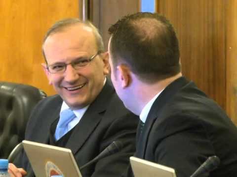 KRITIKAT NDAJ PD SHTOHEN ZERAT NE SELINE BLU QE KERKOJNE REFORMA LAJM