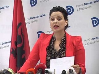 PD REAGON PER EDI RAMEN PS NE PUSHTET DEMSHPERBLEU PERSEKUTORET E GREVISTEVE LAJM