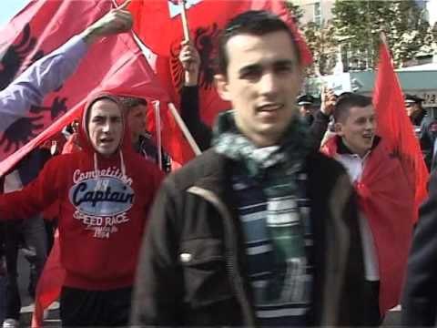 FESTIMET NE LEZHE BERISHES I FIKEN DRITAT ALEANCA KUQ E ZI NE SHESH LAJM