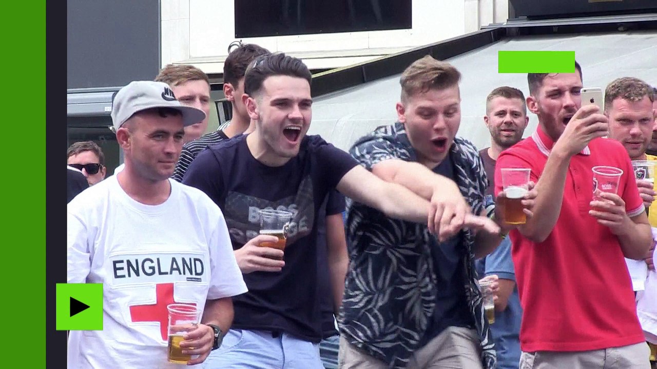 Attention les yeux : scènes d’exhibition entre supporters à Lille