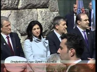 BESELIDHJA E SHQIPTAREVE QEVERIA PERJASHTON PRESIDENTIN NGA CEREMONIA  NE LEZHE LAJM
