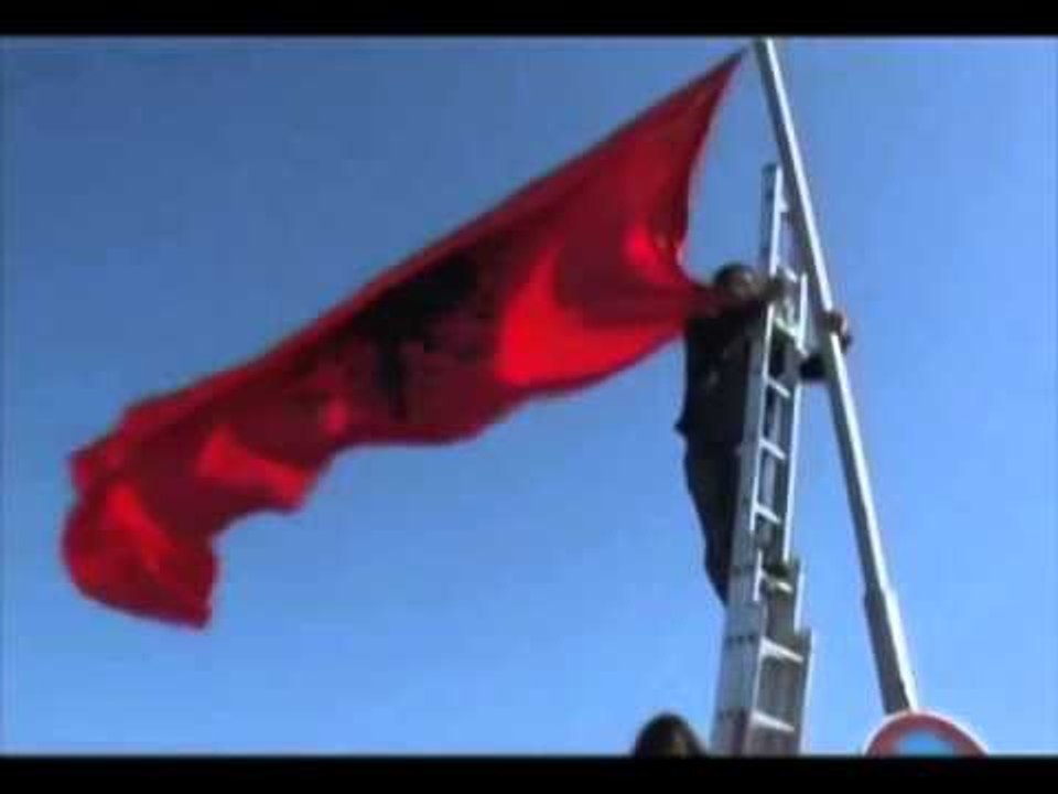 LEVIZJA VETEVENDOSJE AKSION PER PAVARESINE NE PIKEN KUFITARE NE MERDARE LAJM