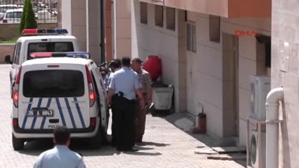 İzmir Boşandığı Eşini Üç Kurşunla Öldürdü