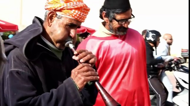 Ahmed Chawki - Tsunami أحمد شوقي تسونامي - Parody Meknes -_HIGH