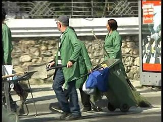 TIRANA PAS MITINGUT VETEM DY ORE FESTIME FISHEKZJARRE TE RREZIKSHME NE RRUGE LAJM