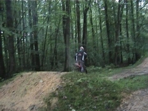 moto cross Xlc 125 mulot saute le pas