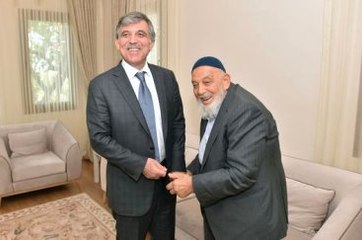 11. Cumhurbaşkanı Abdullah Gül'ün Babası Hastaneye Kaldırıldı