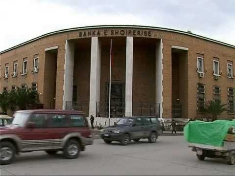 BANKAT MARRIN MASA SHTRENGOHET MJAFT PROCEDURA E MARRJES SE KREDISE LAJM