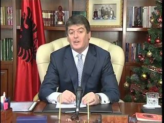 Descargar video: MESAZHI I PRESIDENTIT VITI 2012 MJAFT I RENDESISHEM PER SHQIPTARET KUDO JANE LAJM