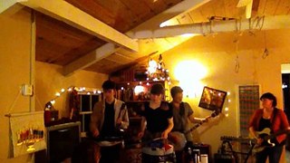 Captain Dark Labels Her Boxes [Live at Lu's Mom's House - November 29, 2013]