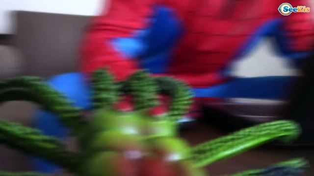 Spiderman vs Frozen Elsa – Superheroes In Real Life - Superheroes w/ Frozen Zombie