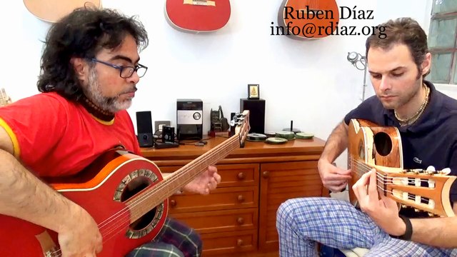Duet, trio, etc /How to train, play and interact with others in flamenco guitar ensemble or beyond 1