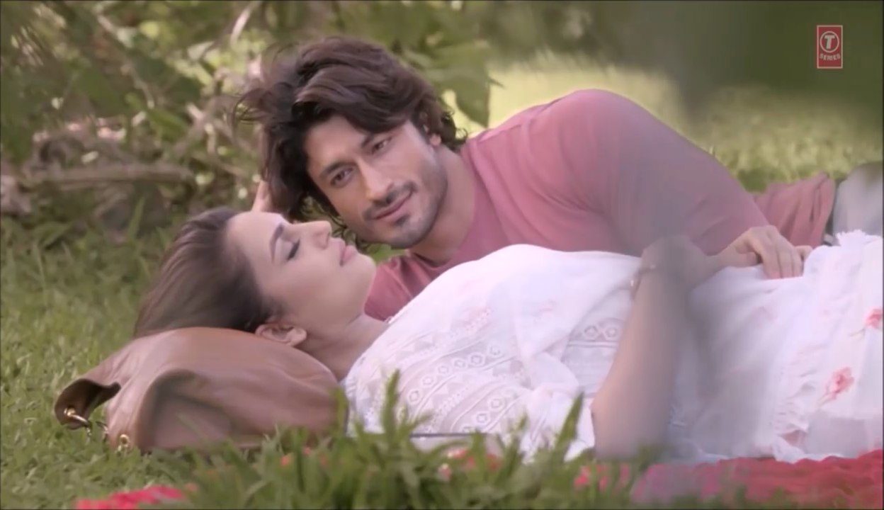 Rahat Fateh Ali Khan   DILLAGI Full HD Video Song   Huma Qureshi_ Vidyut Jammwal