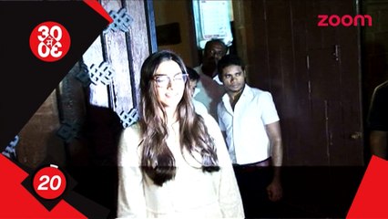 Download Video: Sonam Kapoor gifts Dhanush a DVD of 'Neerja'- Bollywood News - #TMT