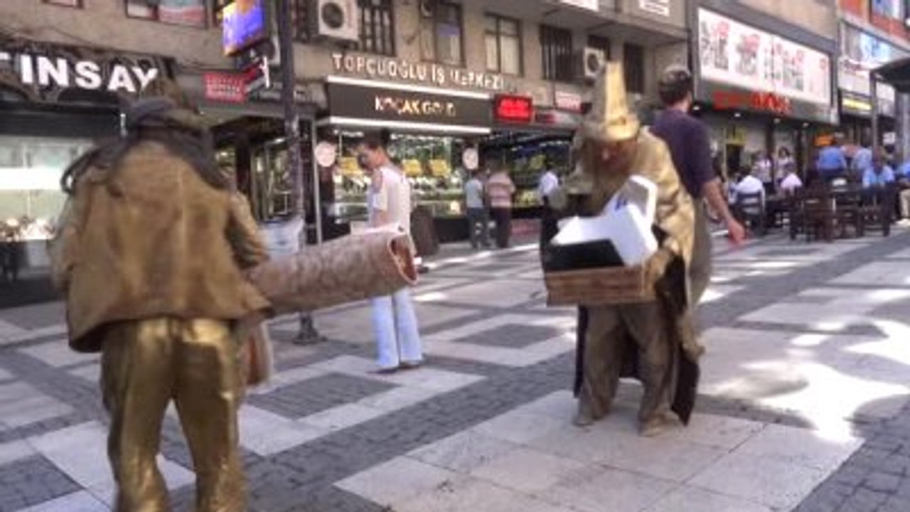 Heykel Adamlar", Mevlana Celaleddin Rumi ve Şems-İ Tebrizi'yi Canlandırdı