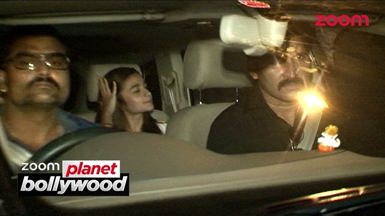 Bollywood Stars at 'Sairat's' screening - Bollywood News