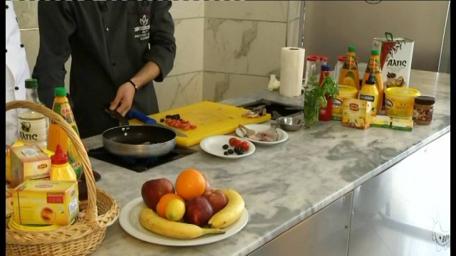 Receta e ditës në Ditë e Re: Fileto peshku me karkaleca , 16 qershor 2016- Ora News