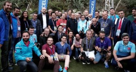 Fatih Terim, Gazetecilere "Galatasaray'a Gidiyorum" Mesajı Verdi