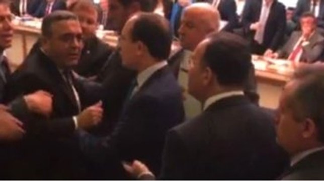 Komisyonda Tartışma; Adalet Bakanı ile CHP'li Vekiller Birbirine Girdi