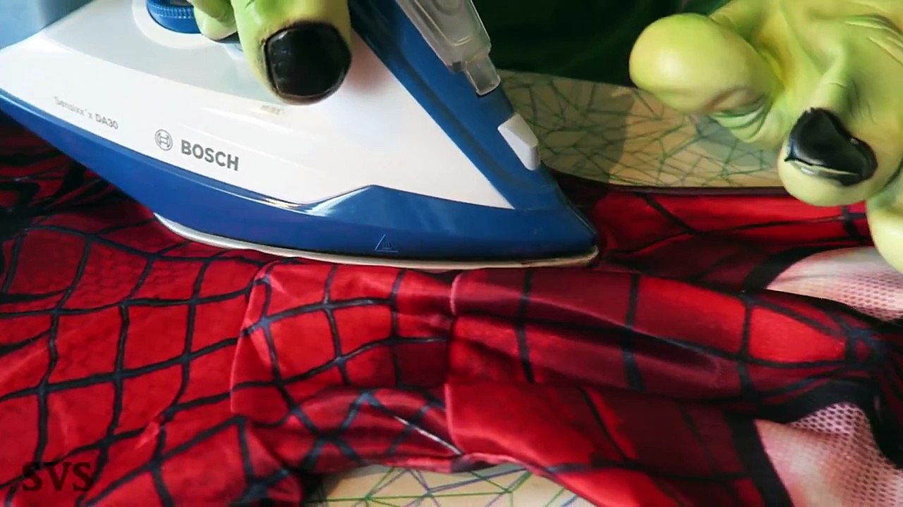Spiderman's Venom vs Hulk - Dancing Battle - Funny Real Life Superhero Movie