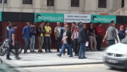 Sivas Şüpheli Çantaya Meraklı Vatandaş İlgisi
