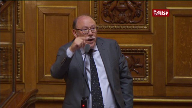 Loi travail : les communistes accusent la police de laisser faire les casseurs, El Khomri indignée