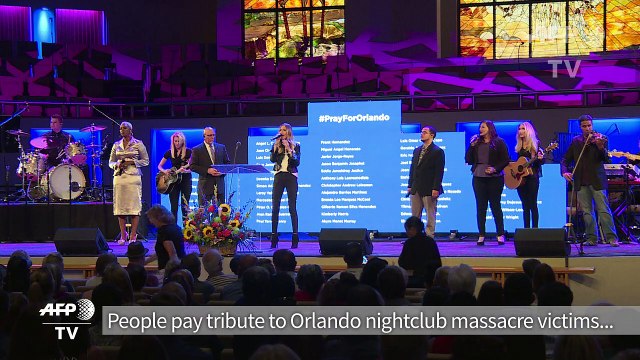 Mourners pay tribute to Orlando shooting victims