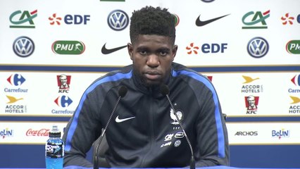 Foot - Euro - Bleus : Umtiti n'a rien vu du geste de Pogba