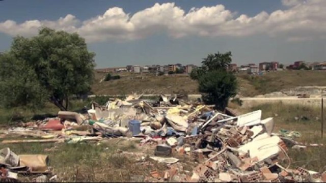 Arnavutköy'deki Çatışmanın Yaşandığı Gecekondu Yıkıldı