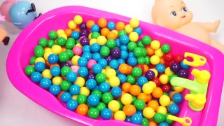 Learn Color BabyDoll Peppa Pig BathTime Bubble Gum Ball For Tuddler Videos Kids