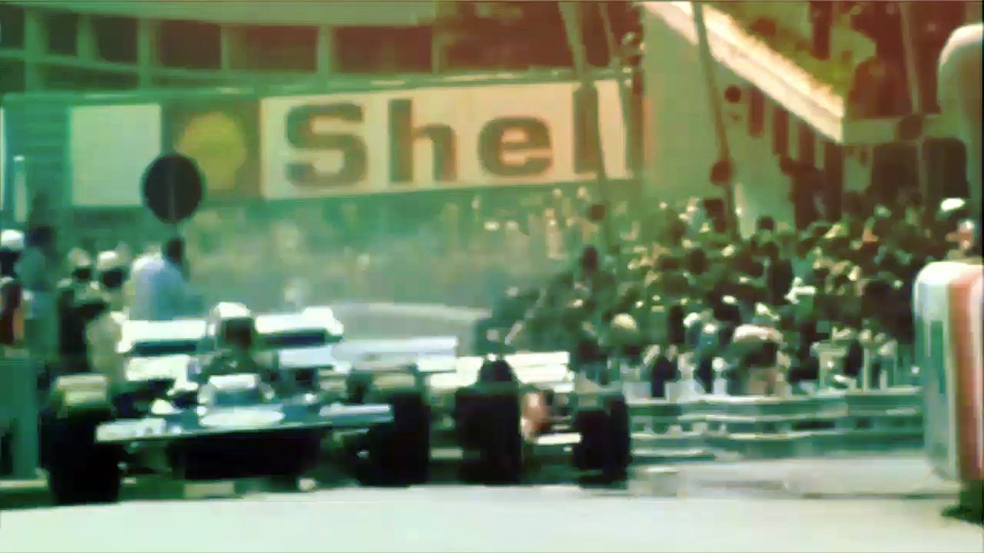 ⁣Racing intro