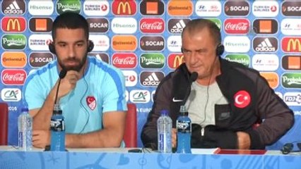 Arda Turan, Basın Toplantısında Konuştu