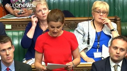 Schock in Großbritannien: Labour-Abgeordnete nach Messer-Attacke verstorben