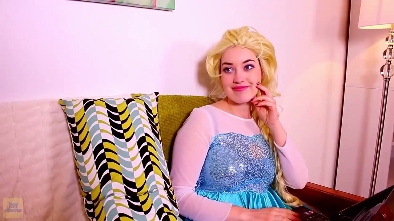 Spiderman & Frozen Elsa’s Dream Wedding! Funny Video 1