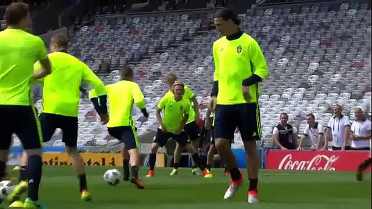 ZLATAN TRAINING WITH SWEDEN