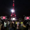 Eyfel Kulesi Türkiye'mizin Kırmızı Beyaz Renklerine Büründü