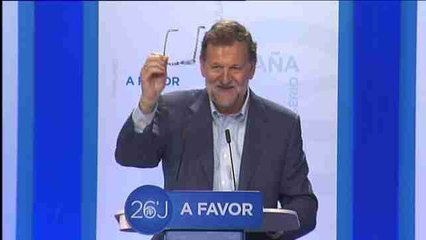 Rajoy en Pontevedra: "ya he recuperado las gafas después de la última  vez"